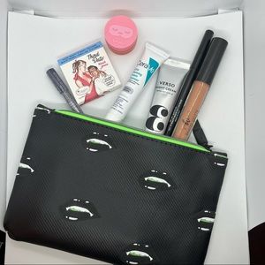 Lip Themed ipsy Bag with Makeup
